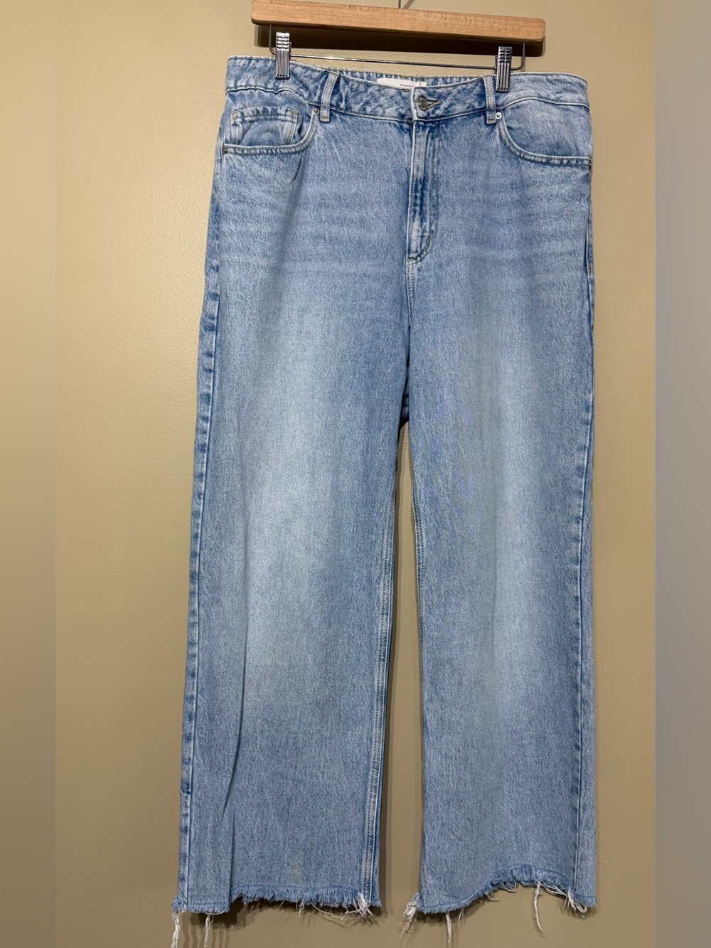 Dynamite Heidi High Rise Wide Leg Jeans - Picture 4 of 12